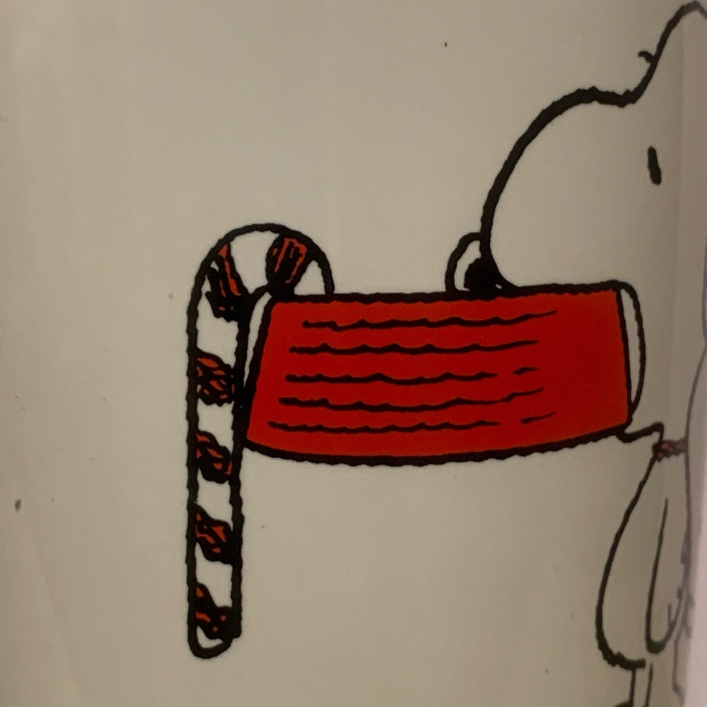 2021 Peanuts Snoopy Christmas Candy Cane Festive Stoneware Travel Mug w/Lid - Picture 4 of 11